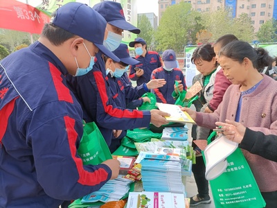 共建美好家园 我市爱国卫生月与环保咨询服务双管齐下